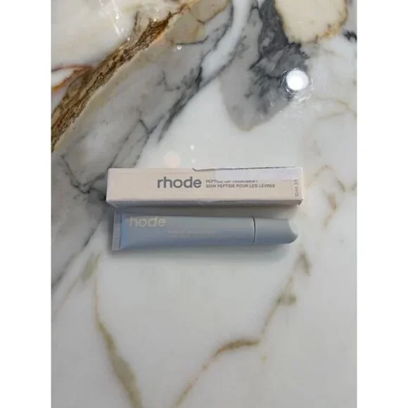 NEW Rhode Shea Butter Peptide Lip Plumping Treatment (Salted Caramel) .3 oz/10ml - Picture 1 of 13